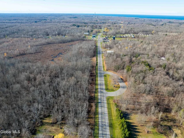 $40,000 | 104 Oswego Ny 13126, Oswego, NY 13126