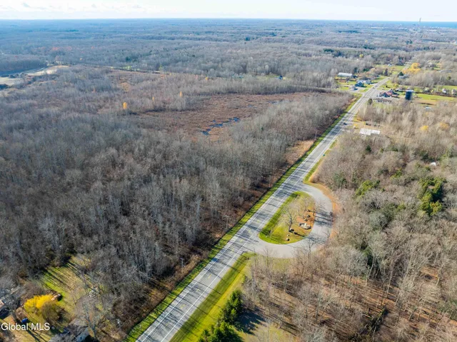 $40,000 | 104 Oswego Ny 13126, Oswego, NY 13126