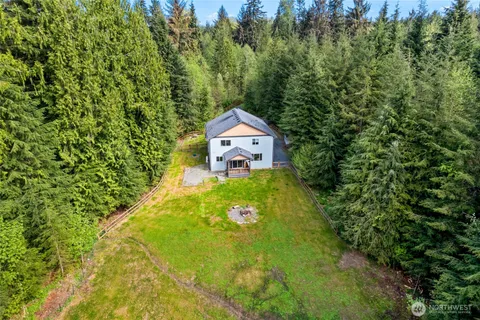 $900,000 | 20705 68th Place Northeast, Granite Falls, WA 98252