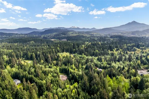 $900,000 | 20705 68th Place Northeast, Granite Falls, WA 98252