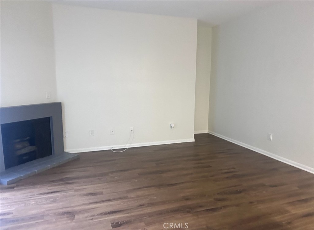 14448 Benefit Street, Unit 3 Sherman Oaks, CA 91423 - Photo 2 of 11 a view of an empty room and wooden floor