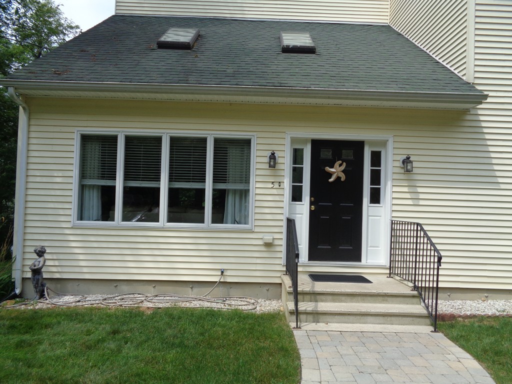 5 Cooper Road Sturbridge, MA 01566 - Photo 2 of 28