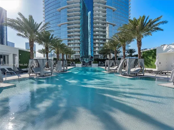 $8,750 | 851 Northeast 1st Avenue, Unit 4109, Miami, FL 33132