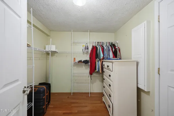 $249,999 | 138 Luttie Banner Drive, Castlewood, VA 24224