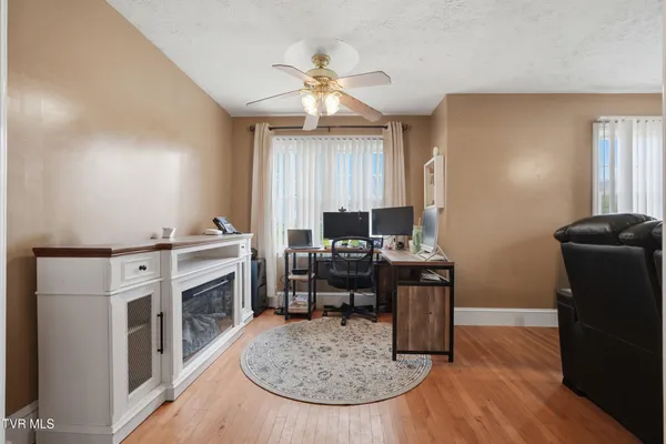 $249,999 | 138 Luttie Banner Drive, Castlewood, VA 24224