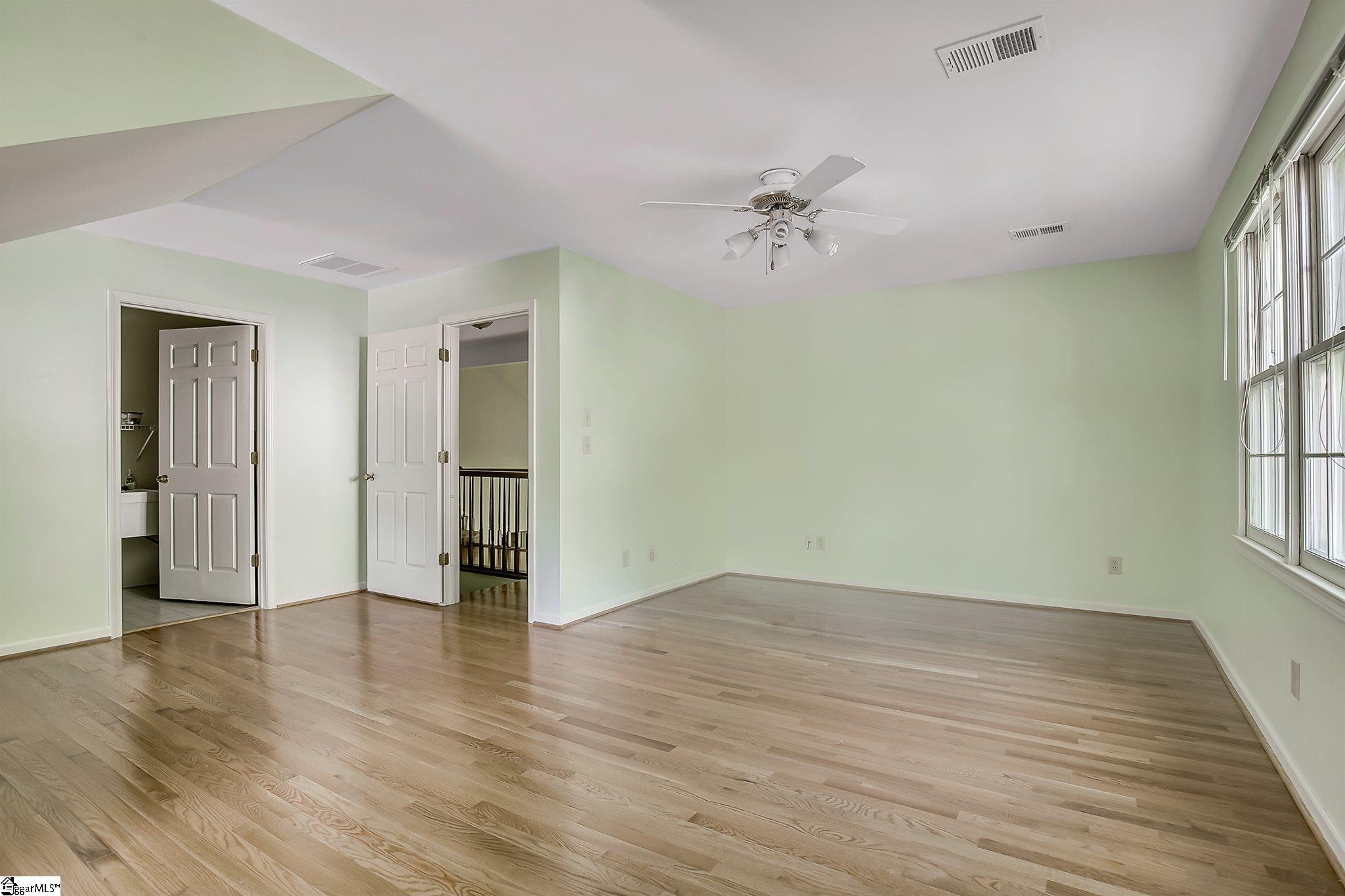 215 Burning Bush Road Mauldin, SC 29662 - Photo 18 of 36 Gallery Image 18