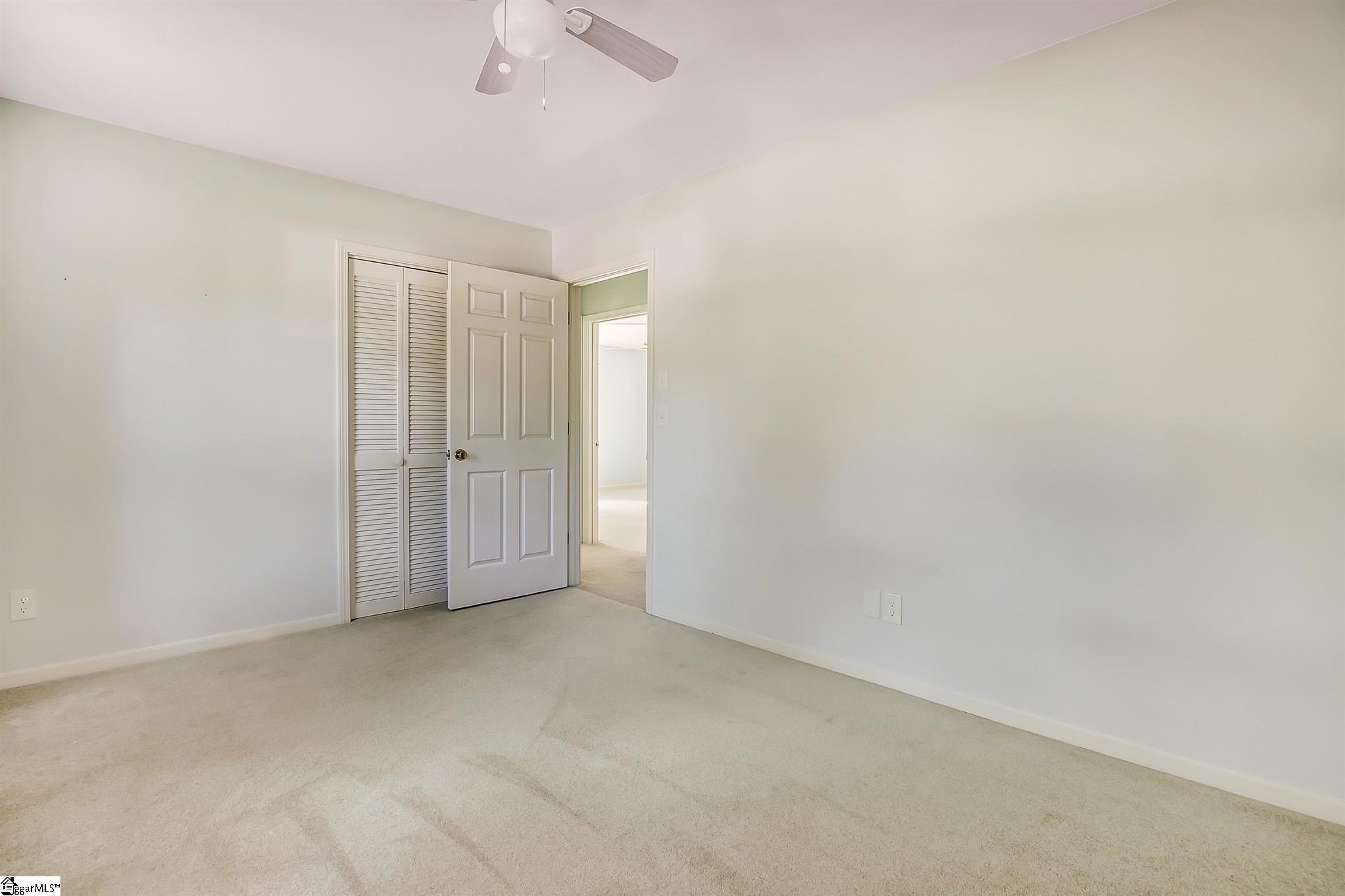 215 Burning Bush Road Mauldin, SC 29662 - Photo 26 of 36 Gallery Image 26
