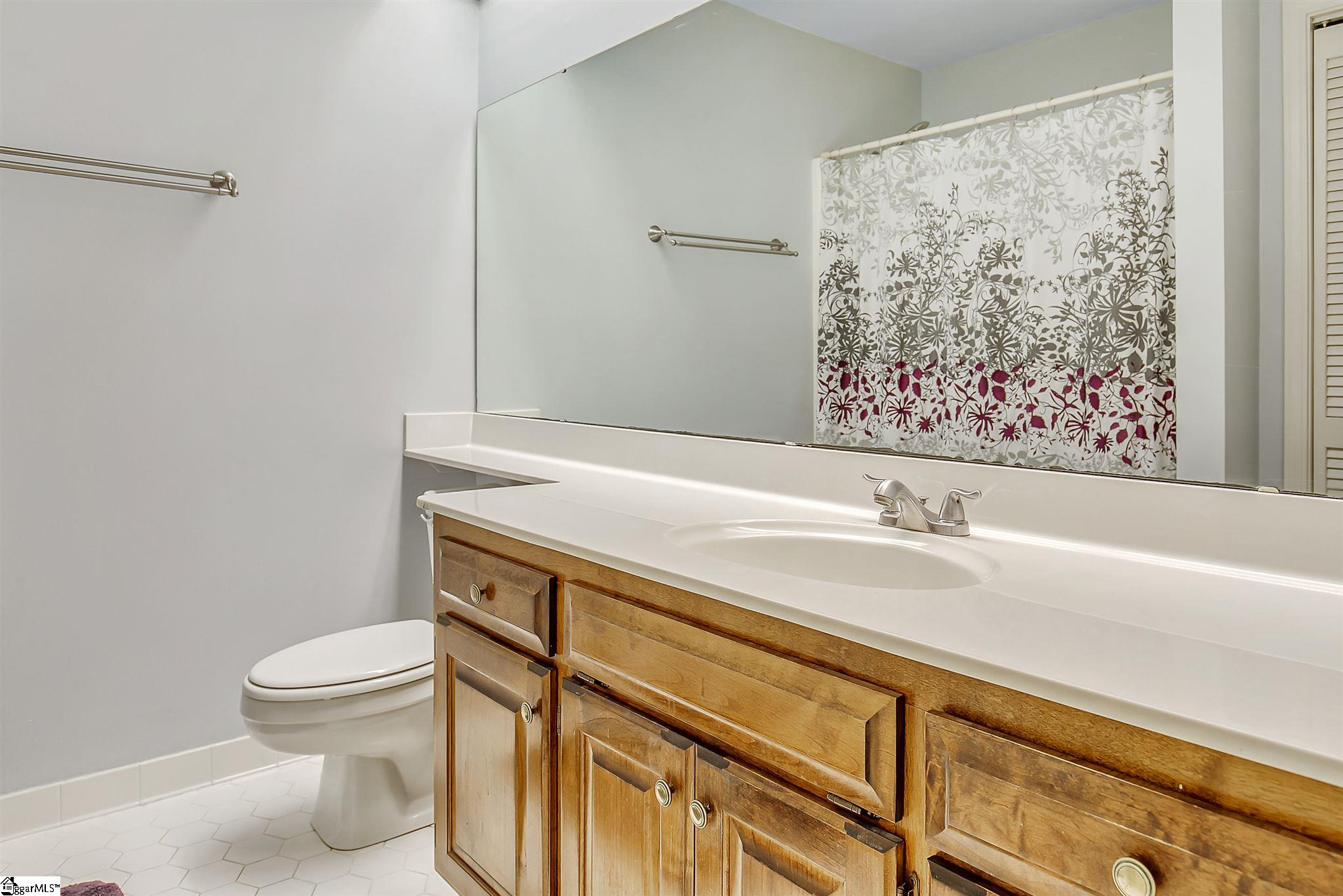 215 Burning Bush Road Mauldin, SC 29662 - Photo 27 of 36 Gallery Image 27