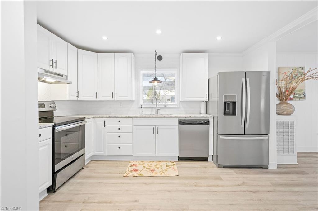 108 Wintergreen Road Winston-Salem, NC 27107 - Photo 12 of 45