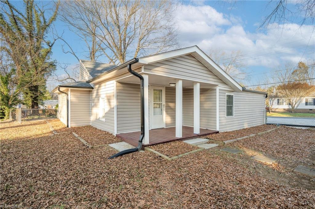 108 Wintergreen Road Winston-Salem, NC 27107 - Photo 30 of 45