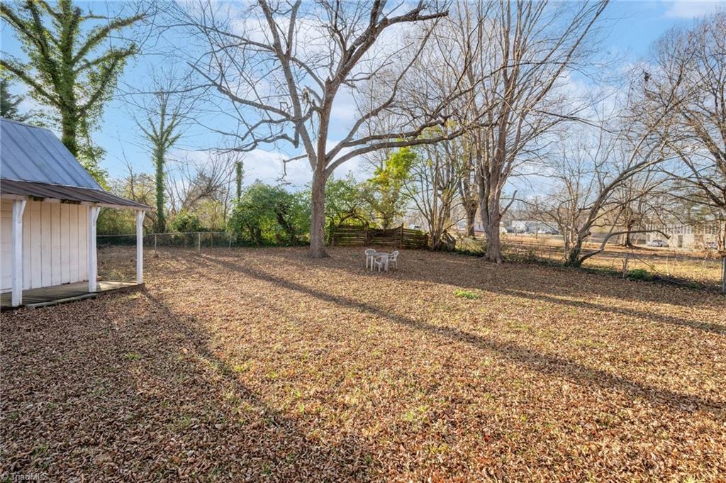 108 Wintergreen Road Winston-Salem, NC 27107 - Photo 35 of 45