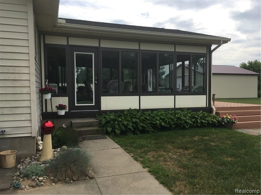 10085 North Webster Road Clio, MI 48420 - Photo 24 of 40 20 x 20 Sun Room Has Gas Heater!