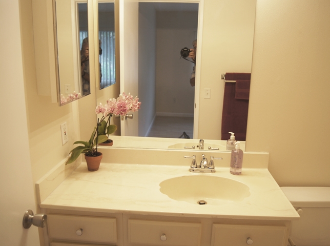 4236 Vista Del Rio Way Oceanside, CA 92057 - Photo 6 of 13 Gallery Image 6