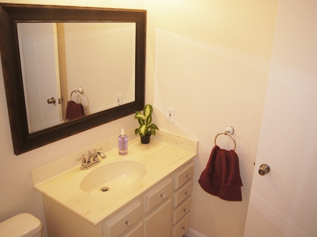 4236 Vista Del Rio Way Oceanside, CA 92057 - Photo 8 of 13 Gallery Image 8