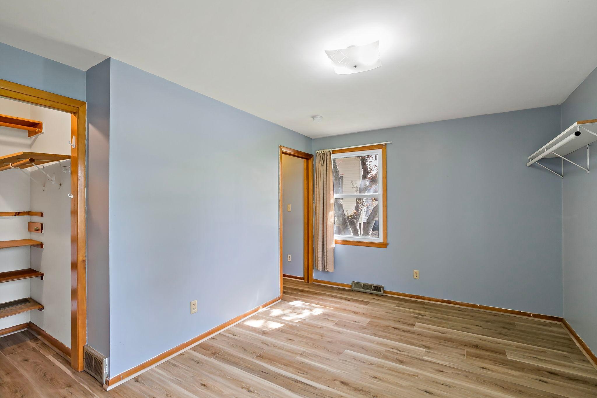 615 7th Street Kenyon, MN 55946 - Photo 18 of 38