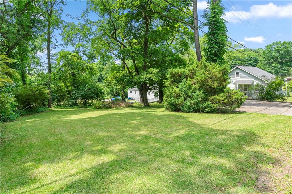 1051 Thorn Run Road Coraopolis, PA 15108 - Photo 24 of 25 Gallery Image 24