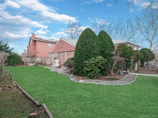 $1,428,888 | 82-04 141st Street | Briarwood