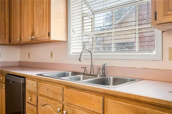 $335,000 | 6206 West Pointe Boulevard, Alexandria, LA 71303