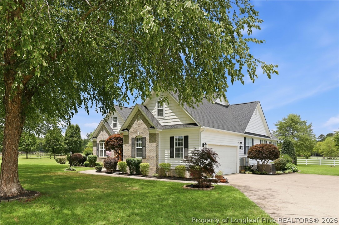 2561 Rodeo Drive Linden, NC 28356 - Photo 3 of 48