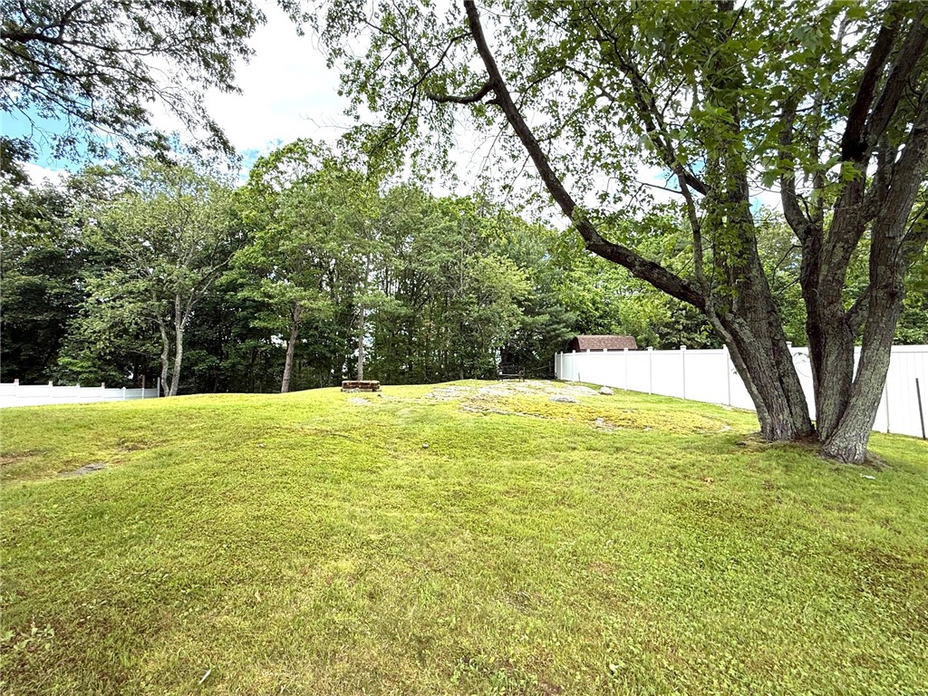 183 Linden Avenue Woonsocket, RI 02895 - Photo 31 of 41 Gallery Image 31