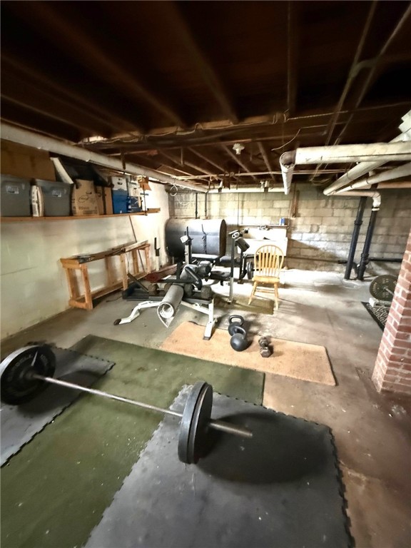 183 Linden Avenue Woonsocket, RI 02895 - Photo 34 of 41 Gallery Image 34