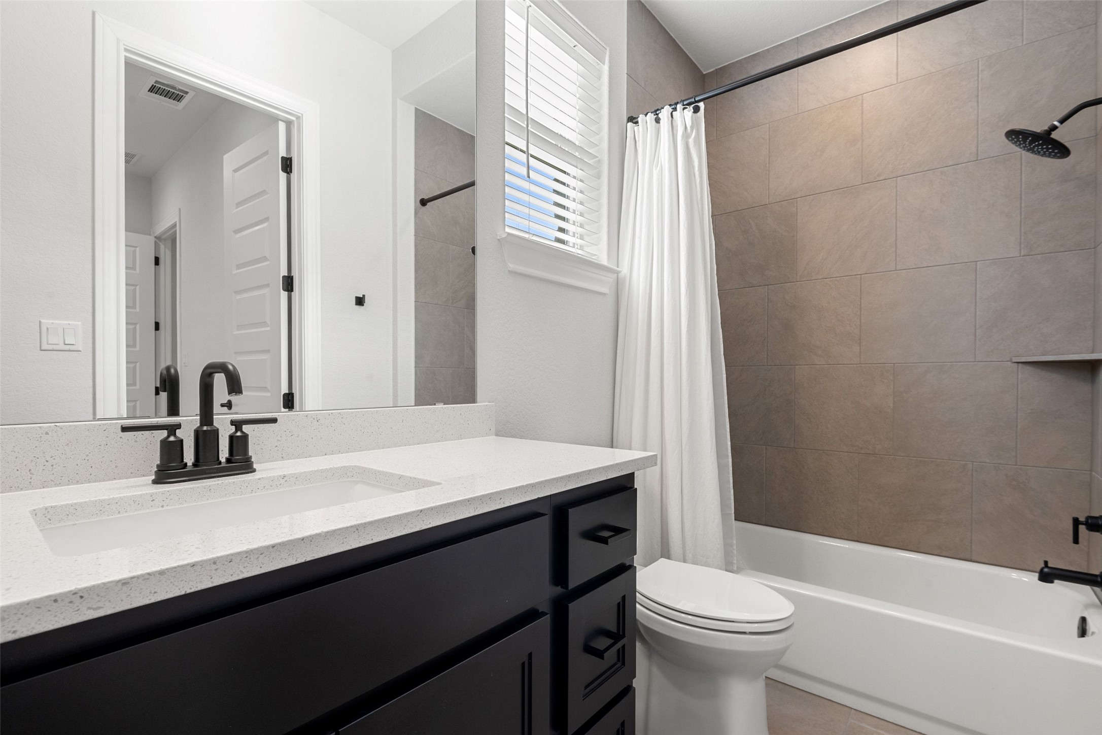 5420 Destination Way Jonestown, TX 78645 - Photo 18 of 40 Every room has an ensuite bathroom!