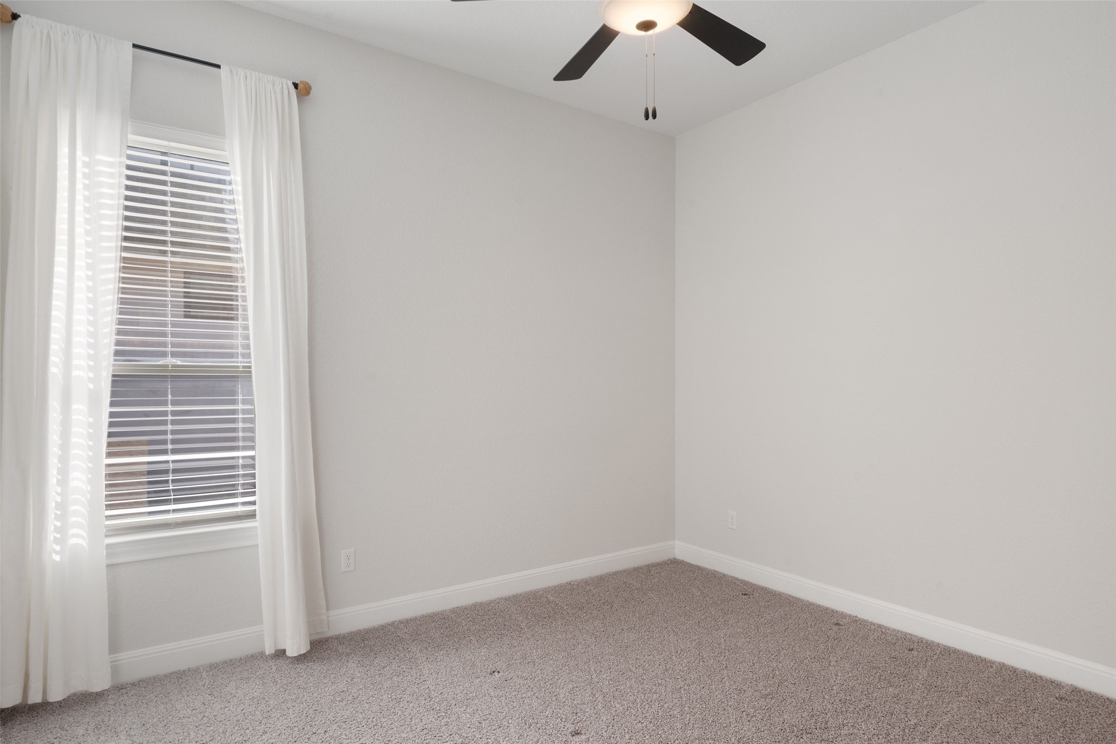 5420 Destination Way Jonestown, TX 78645 - Photo 19 of 40 Bedroom #4 with ensuite bathroom