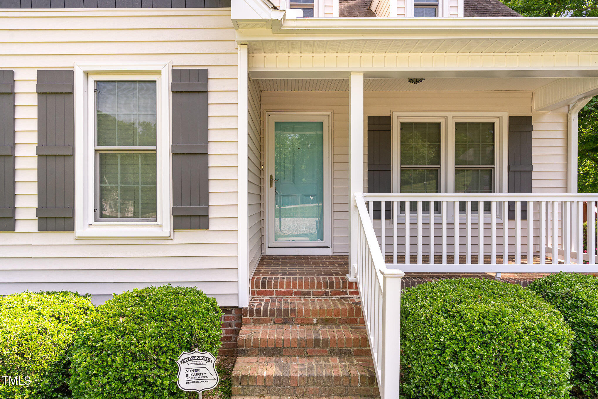 200 Weybossett Road Henderson, NC 27537 - Photo 5 of 30 a front view of a house having yard