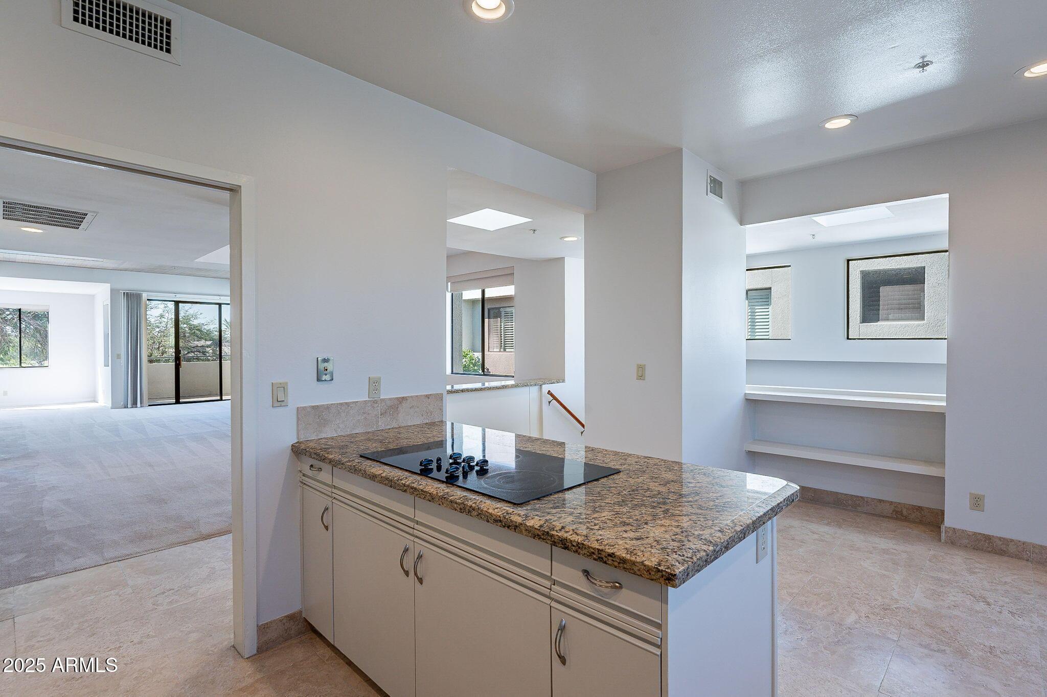 7700 East Gainey Ranch Road, Unit 248 Scottsdale, AZ 85258 - Photo 12 of 40 Photo #12