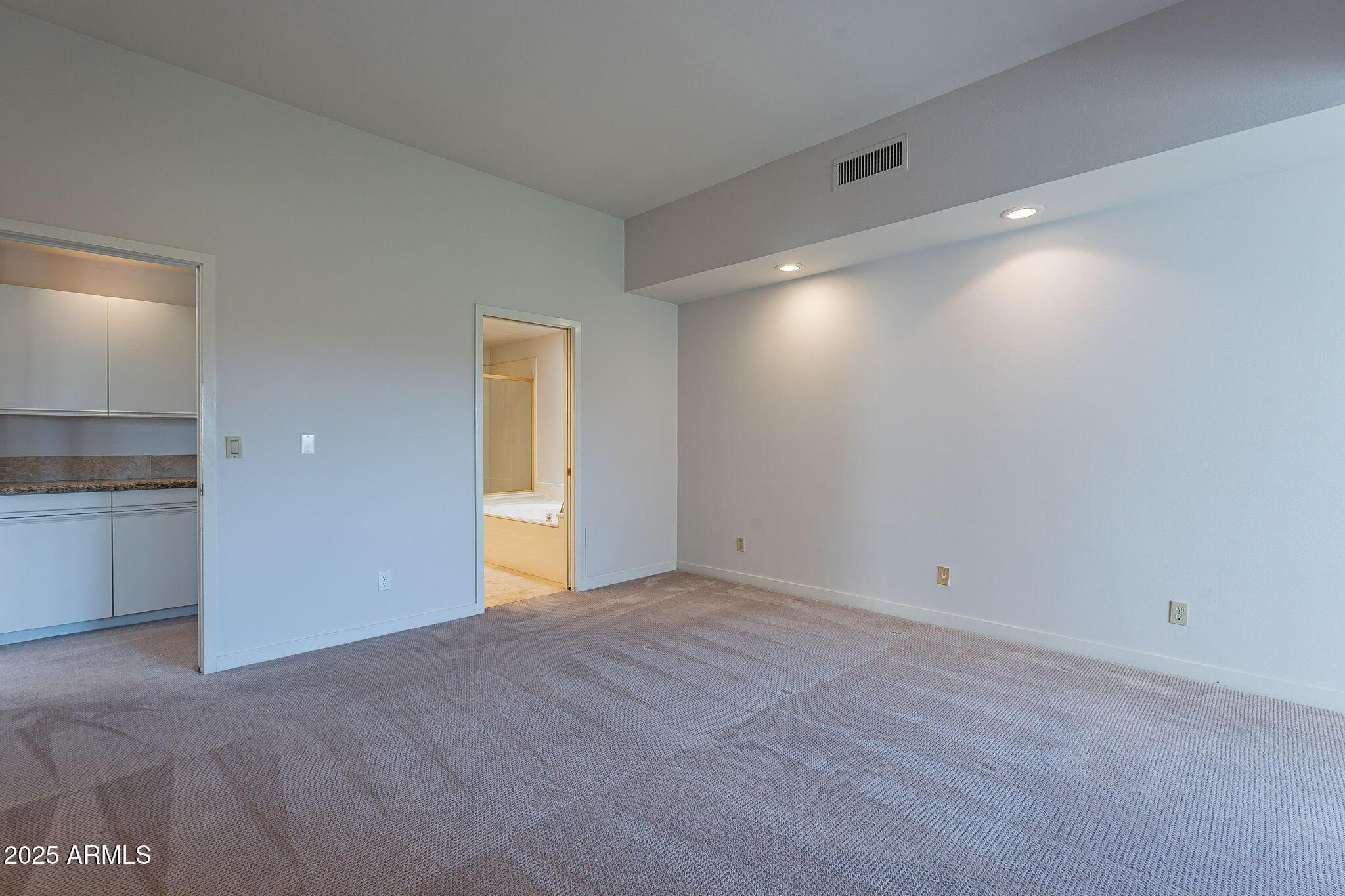 7700 East Gainey Ranch Road, Unit 248 Scottsdale, AZ 85258 - Photo 17 of 40 Photo #17