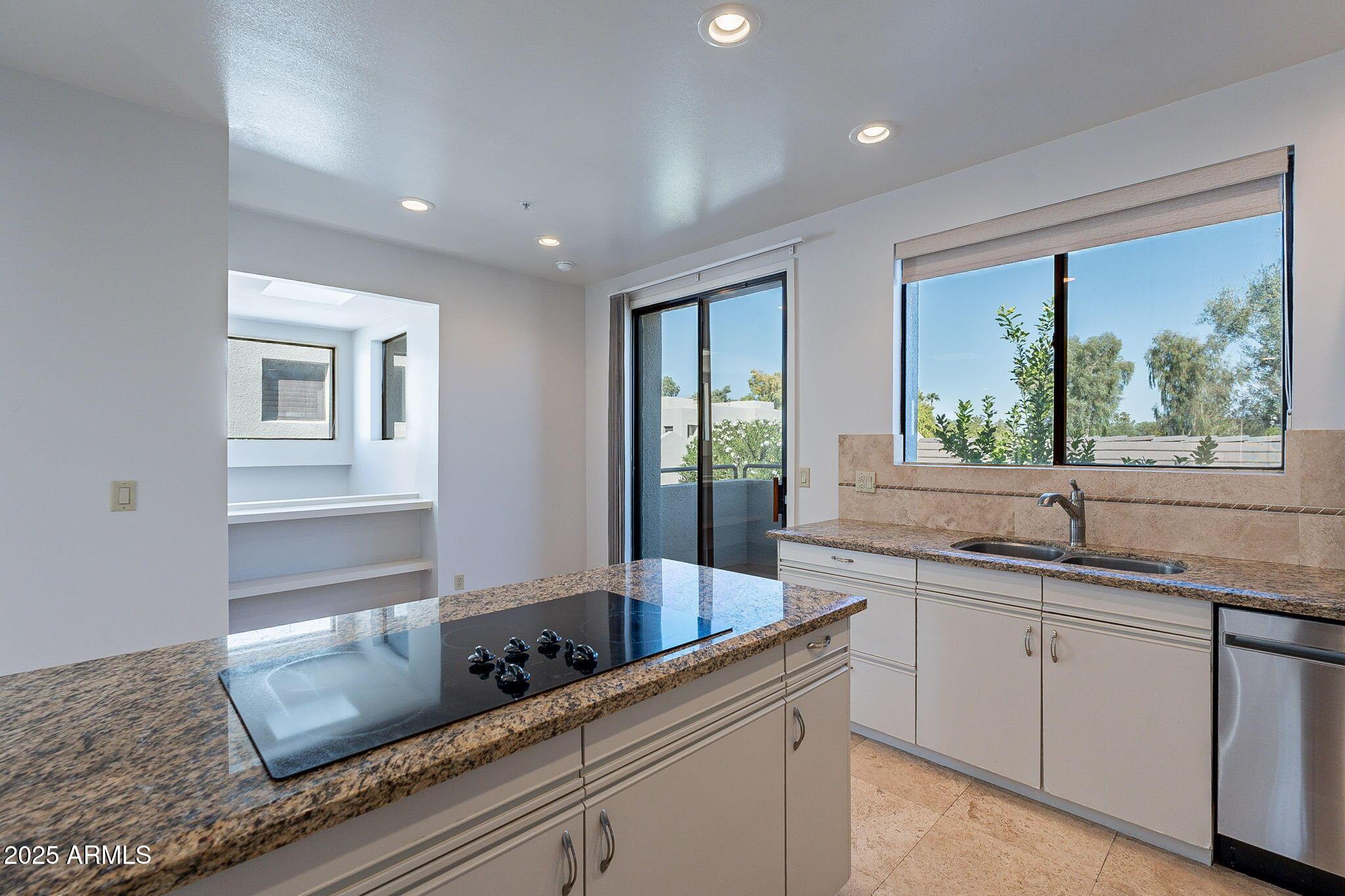 7700 East Gainey Ranch Road, Unit 248 Scottsdale, AZ 85258 - Photo 8 of 40 Photo #8