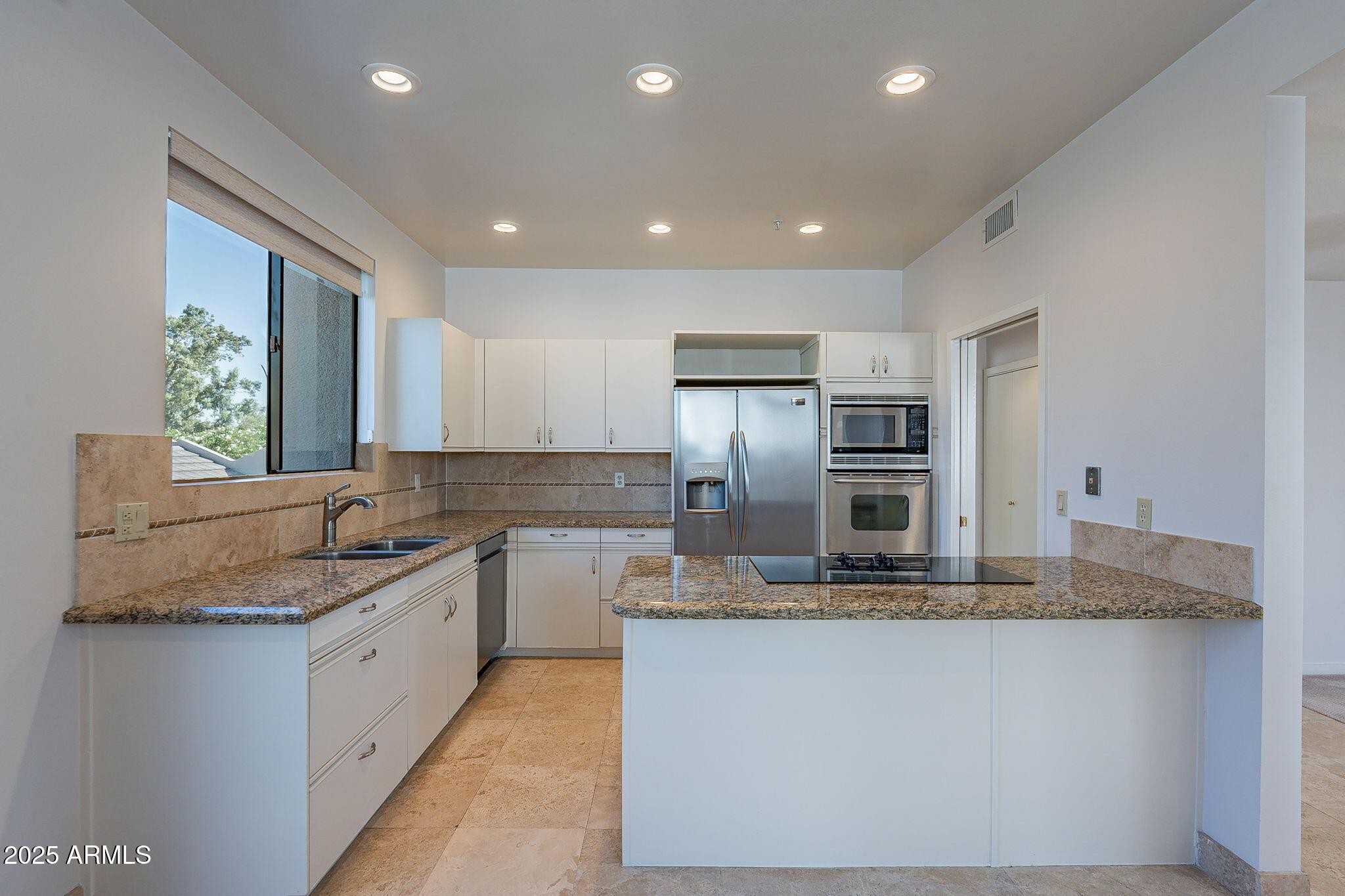 7700 East Gainey Ranch Road, Unit 248 Scottsdale, AZ 85258 - Photo 10 of 40 Photo #10