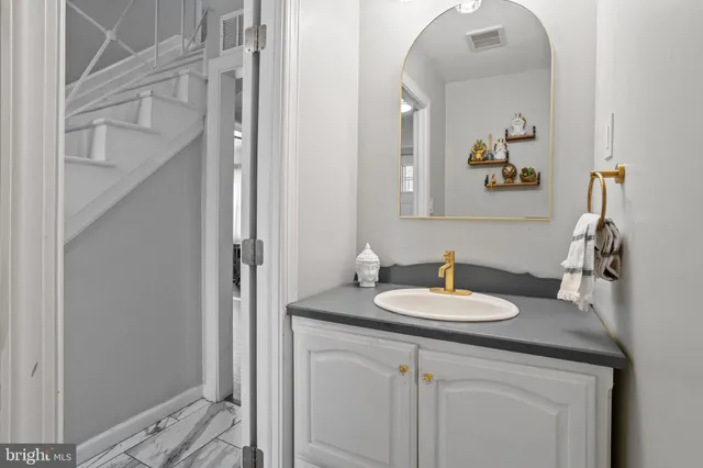 $450,000 | 38 Medford Lane, Willingboro, NJ 08046