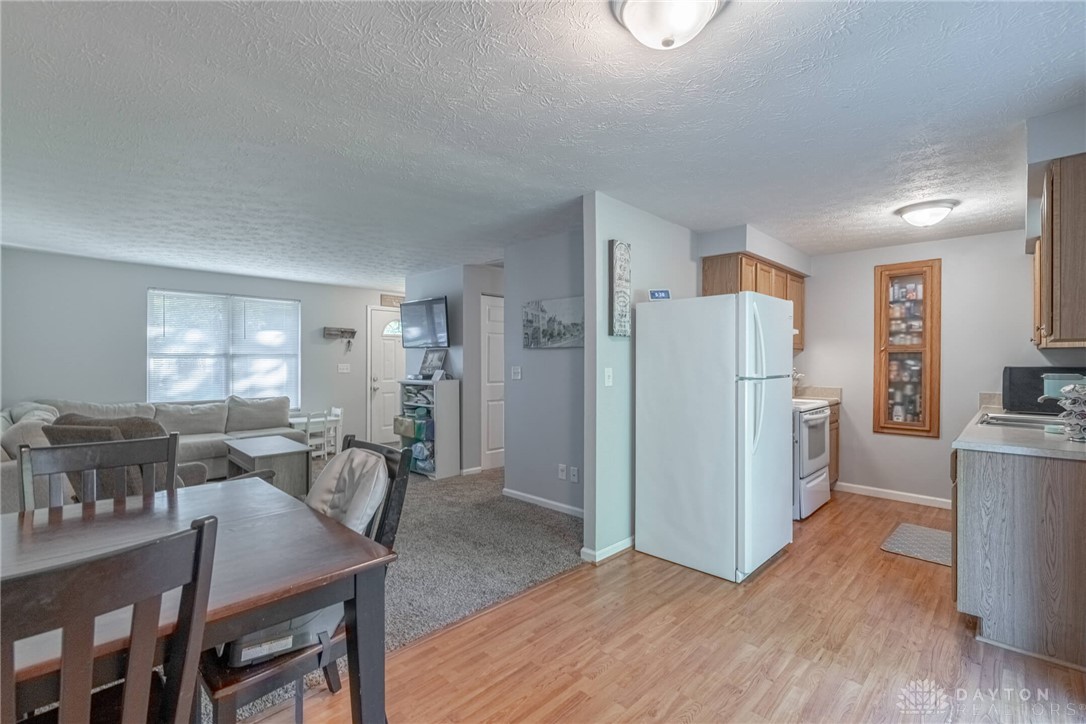 6547 Highbury Road Dayton, OH 45424 - Photo 7 of 31