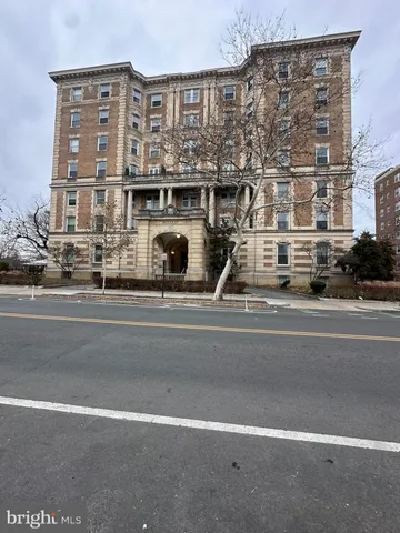 $2,100 | 1851 Columbia Road Northwest, Unit 701, Washington, DC 20009