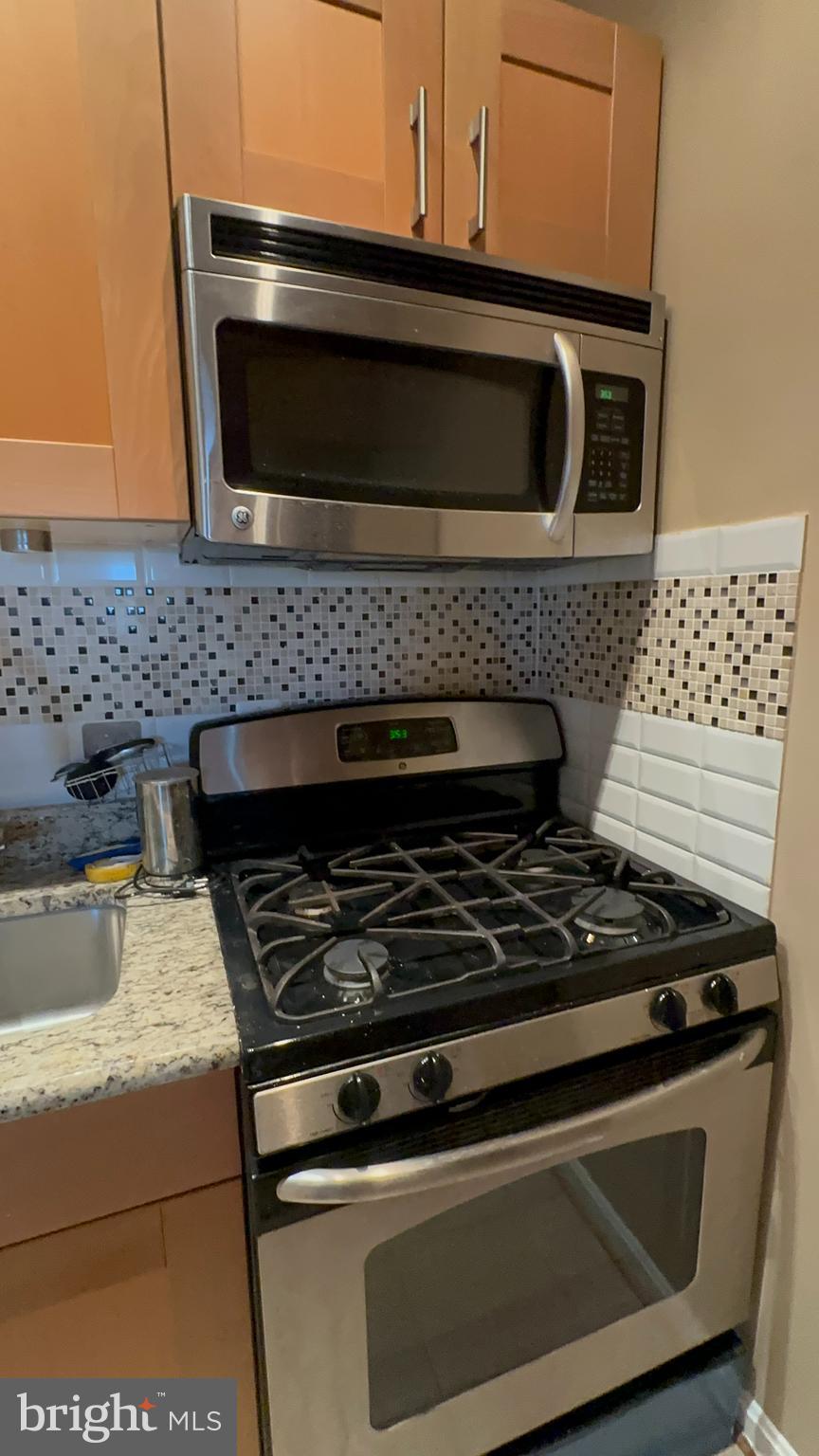 1851 Columbia Road Northwest, Unit 701 Washington, DC 20009 - Photo 17 of 36