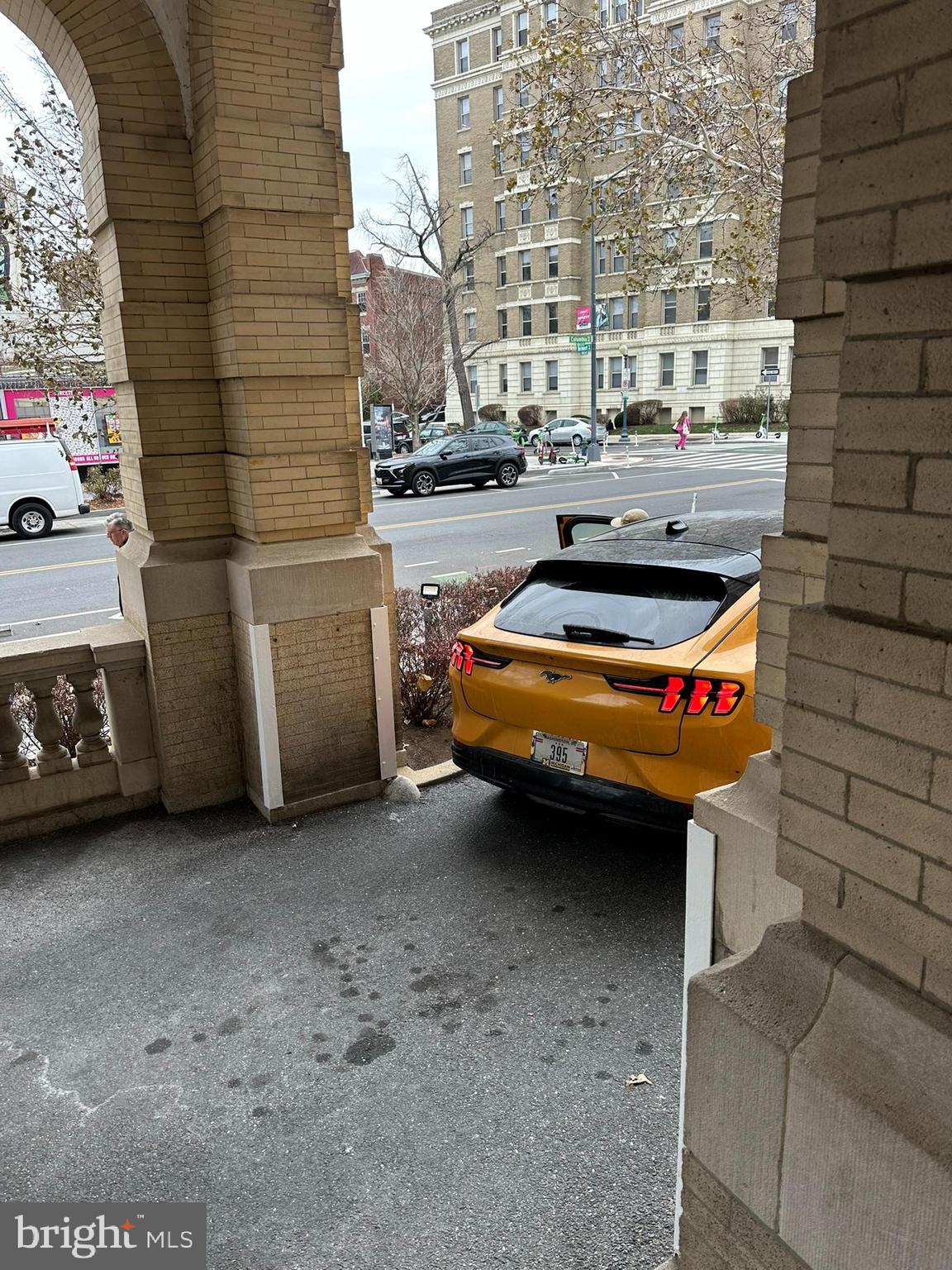 1851 Columbia Road Northwest, Unit 701 Washington, DC 20009 - Photo 32 of 36