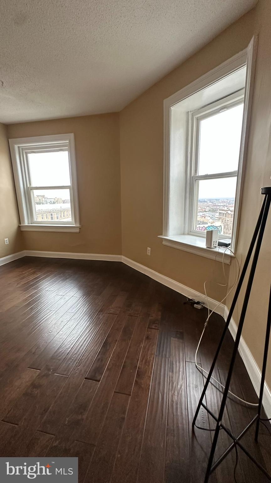 1851 Columbia Road Northwest, Unit 701 Washington, DC 20009 - Photo 4 of 36