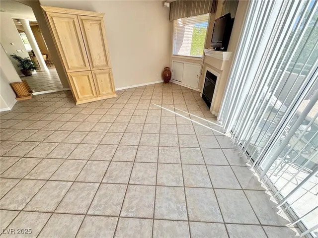 $2,000 | 1550 San Juan Hills Drive, Unit 203, Las Vegas, NV 89134