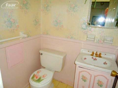 1302 North Morrish Road Flint, MI 48532 - Photo 7 of 33 20401459-6.JPG