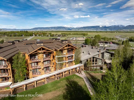 $7,950,000 | 3285 Village Drive, Unit 302, Teton Village, WY 83025
