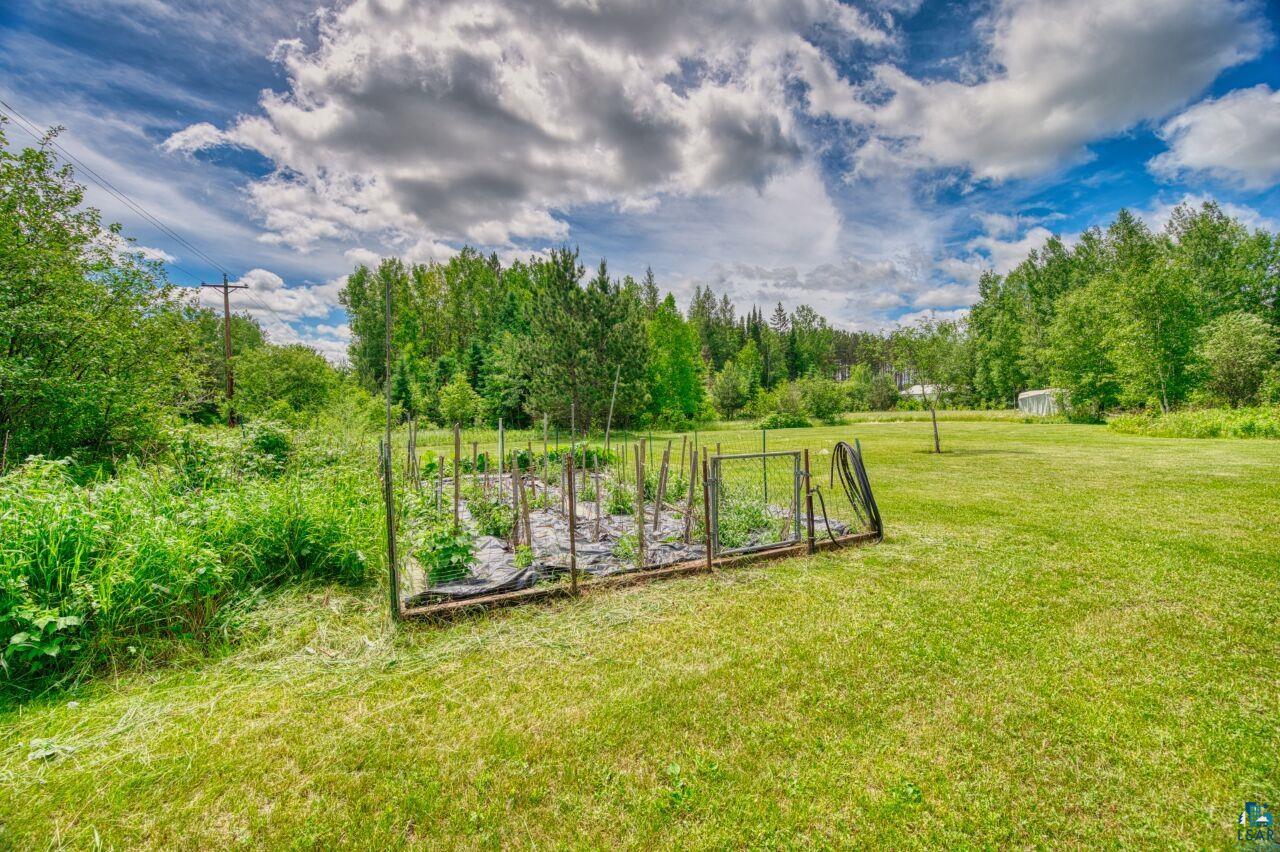 3935 Saari Road Hibbing, MN 55746 - Photo 43 of 48 Exterior space with a lawn