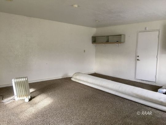 304 East Robertson Road Ridgecrest, CA 93555 - Photo 23 of 26 a view of an empty room