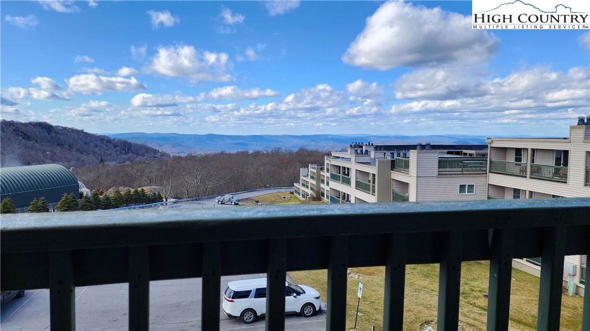 301 Pinnacle Inn Road, Unit 2306 Beech Mountain, NC 28604 - Photo 1 of 26 Gallery Image 1