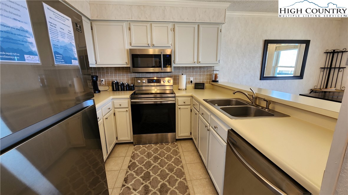 301 Pinnacle Inn Road, Unit 2306 Beech Mountain, NC 28604 - Photo 16 of 26 Gallery Image 16