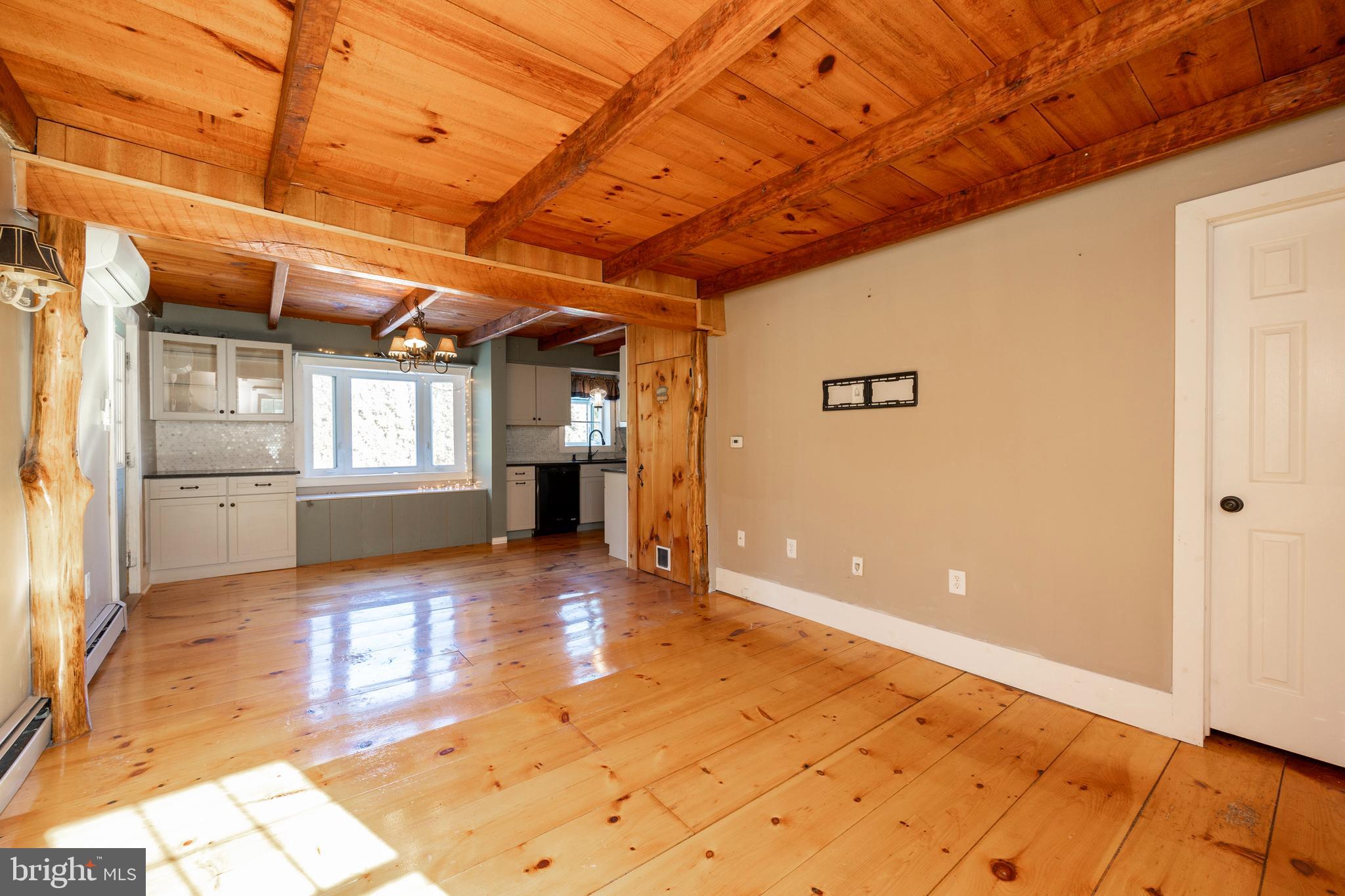 577 Sell Road Mohnton, PA 19540 - Photo 8 of 43