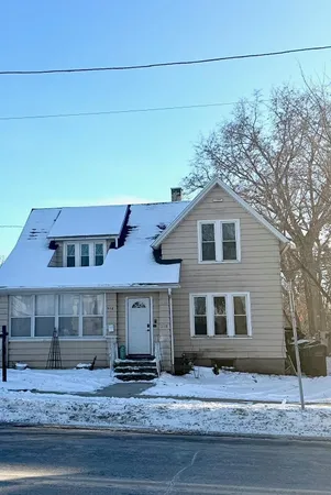 $325,000 | 318 North 3rd Street, Fort Atkinson, WI 53538