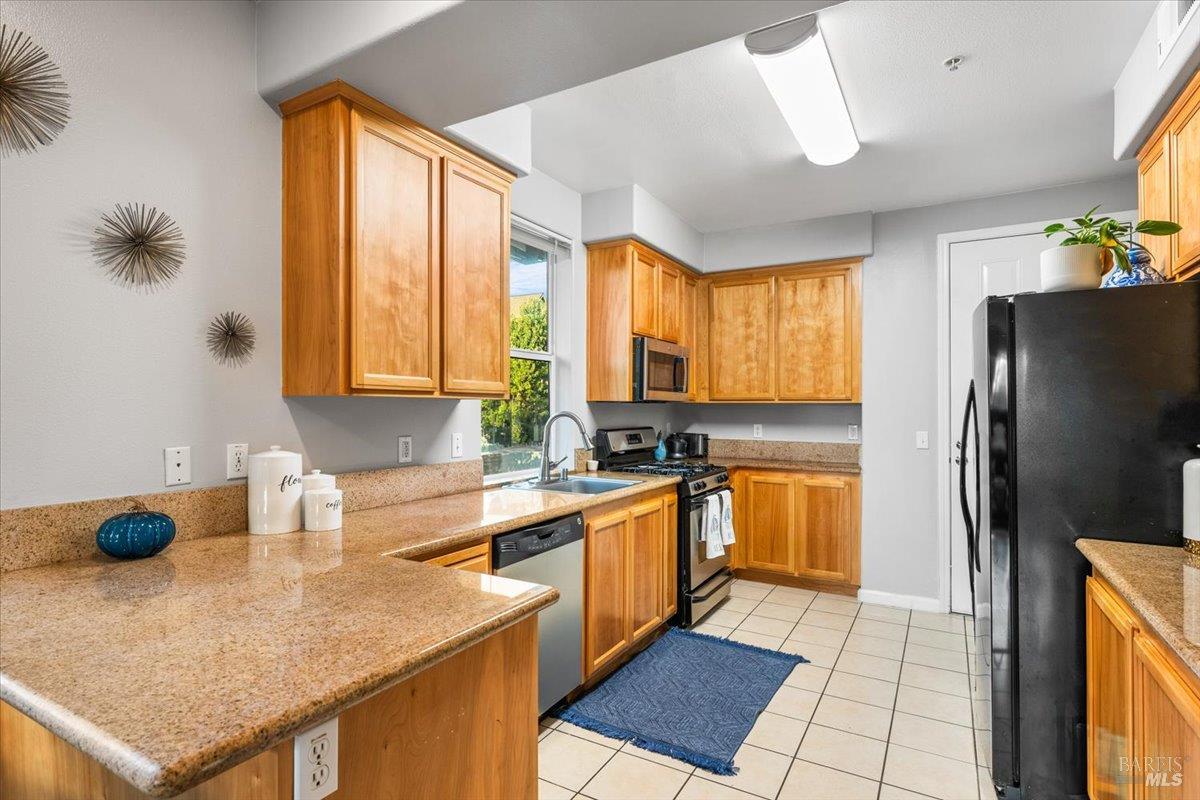 950 Campoy Street, Unit 101 Santa Rosa, CA 95407 - Photo 11 of 27