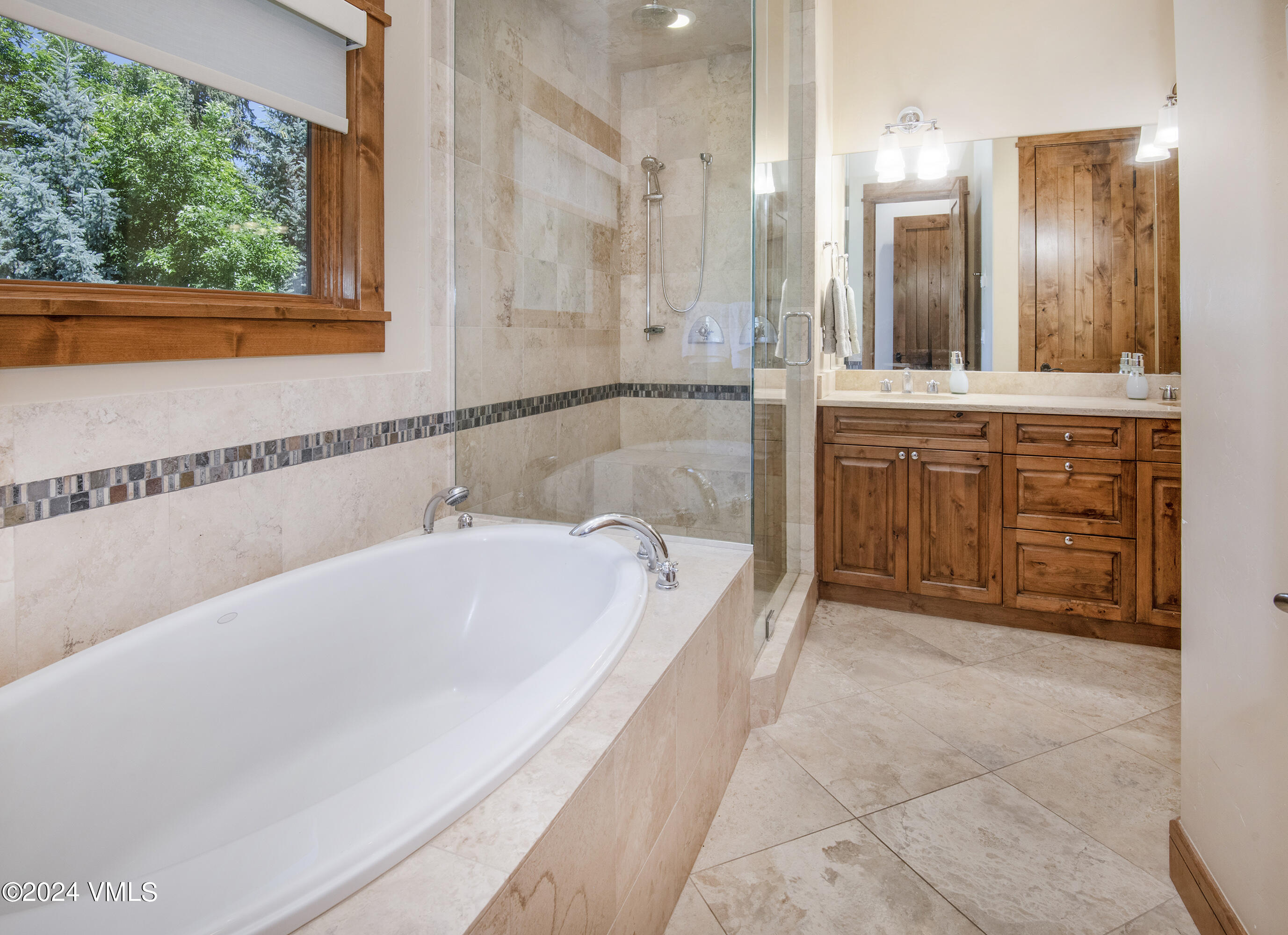 3055 Wildridge Road, Unit B Avon, CO 81620 - Photo 13 of 27 3055-Wildridge-B-MLS_20