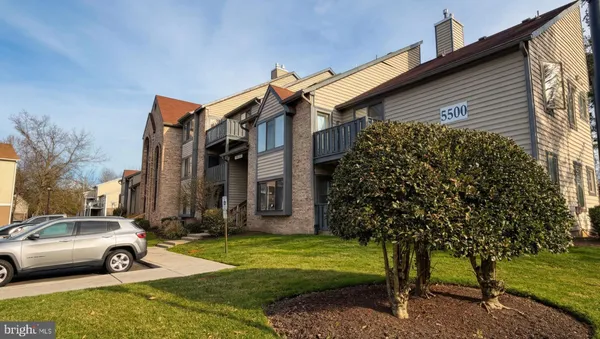 $299,900 | 5520 Aberdeen Drive, Mount Laurel, NJ 08054